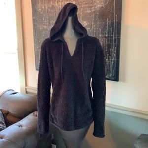 Mountain Hardwear Fuzzy Hooded Pullover